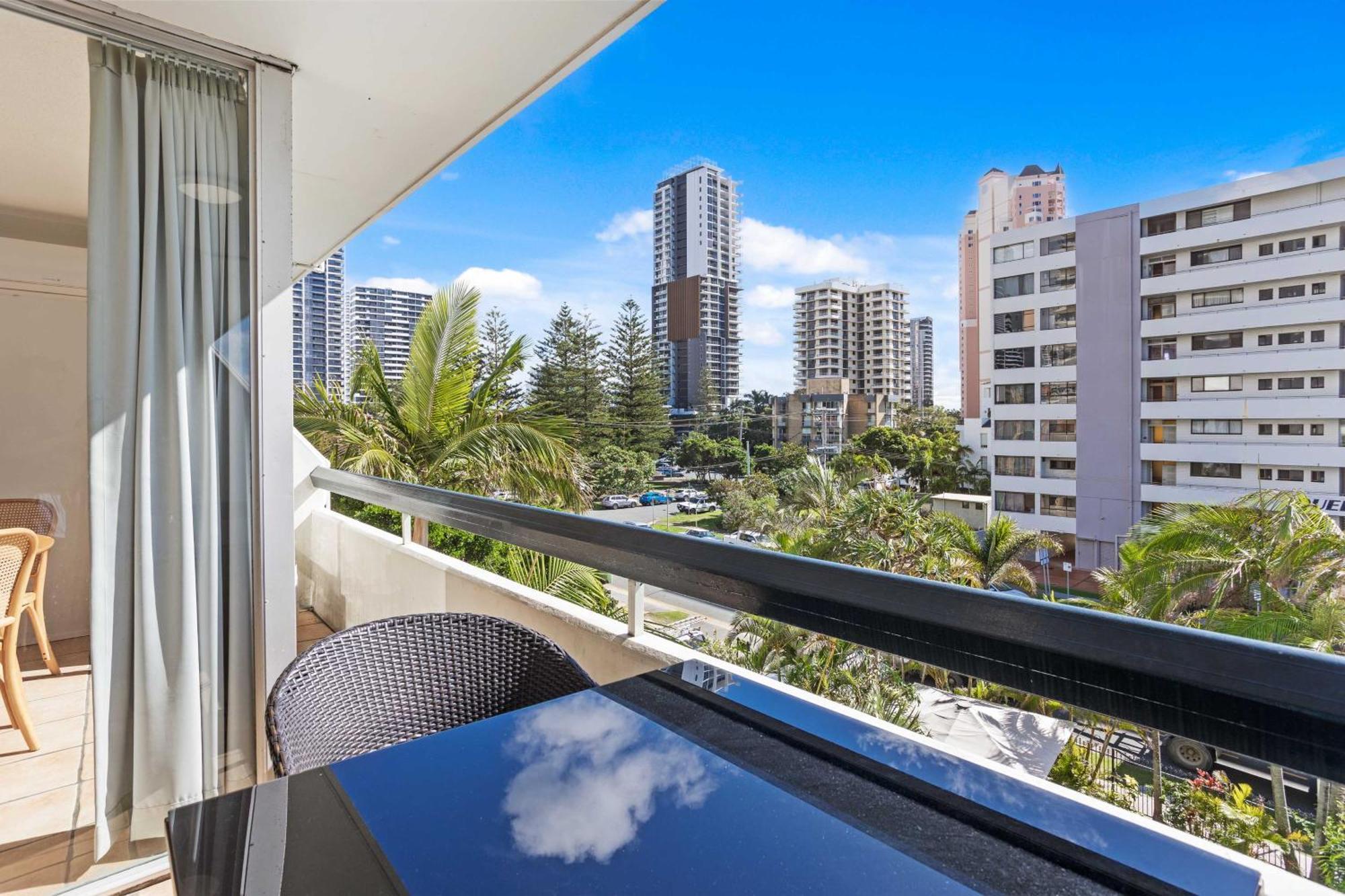 Hi Ho Beach Apartments On Broadbeach Gold Coast Exteriér fotografie